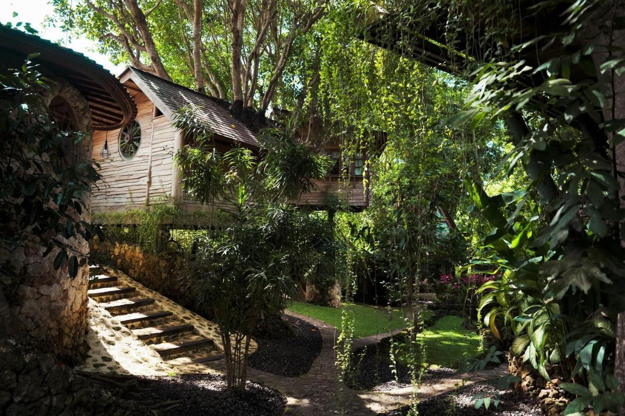 Villa Roots Tree House à Uluwatu Extérieur photo
